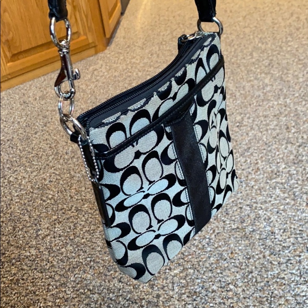 Coach purse satchel with change and card holder